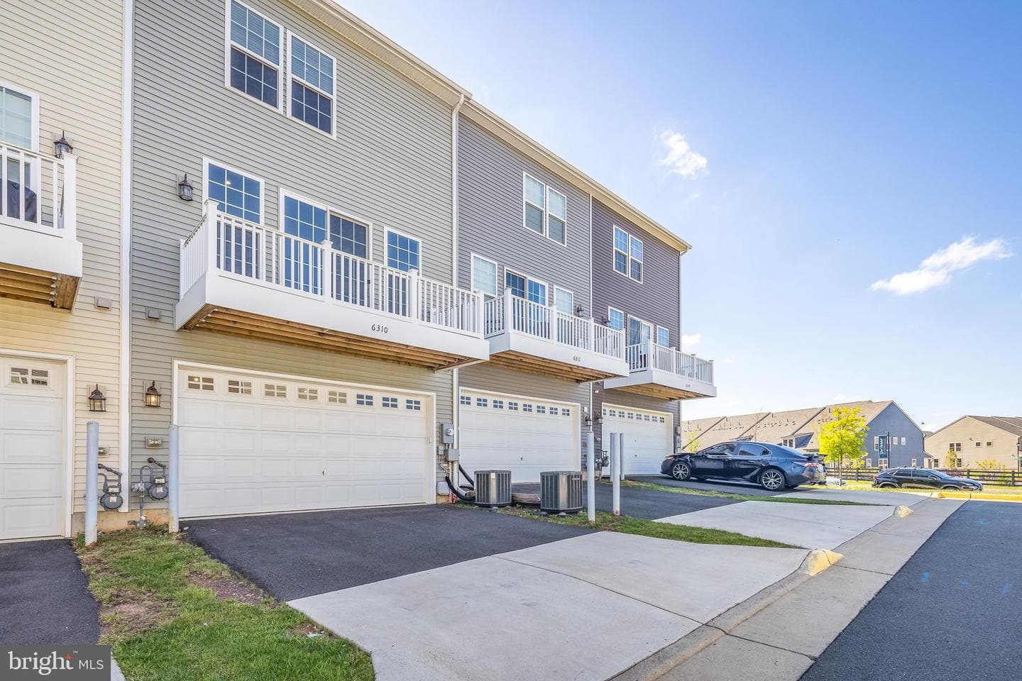 6310 Berkley Bridge Place photo 31