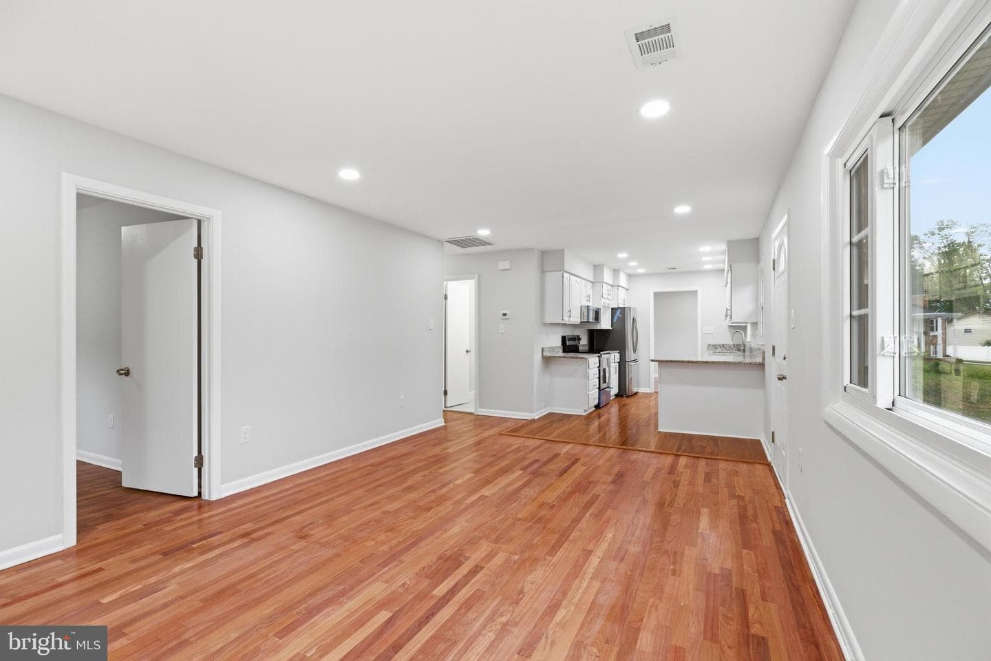 14033 Grayson Road photo 4