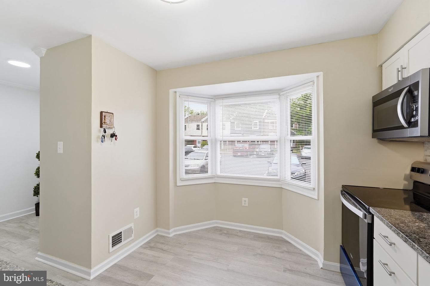 7938 Sharpsburg Court photo 11