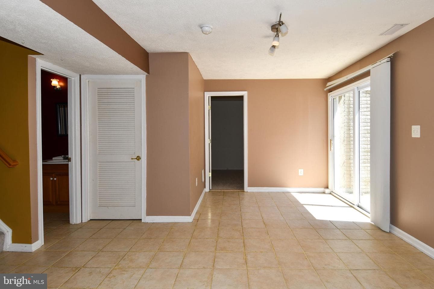 5959 Reaves Lane photo 40