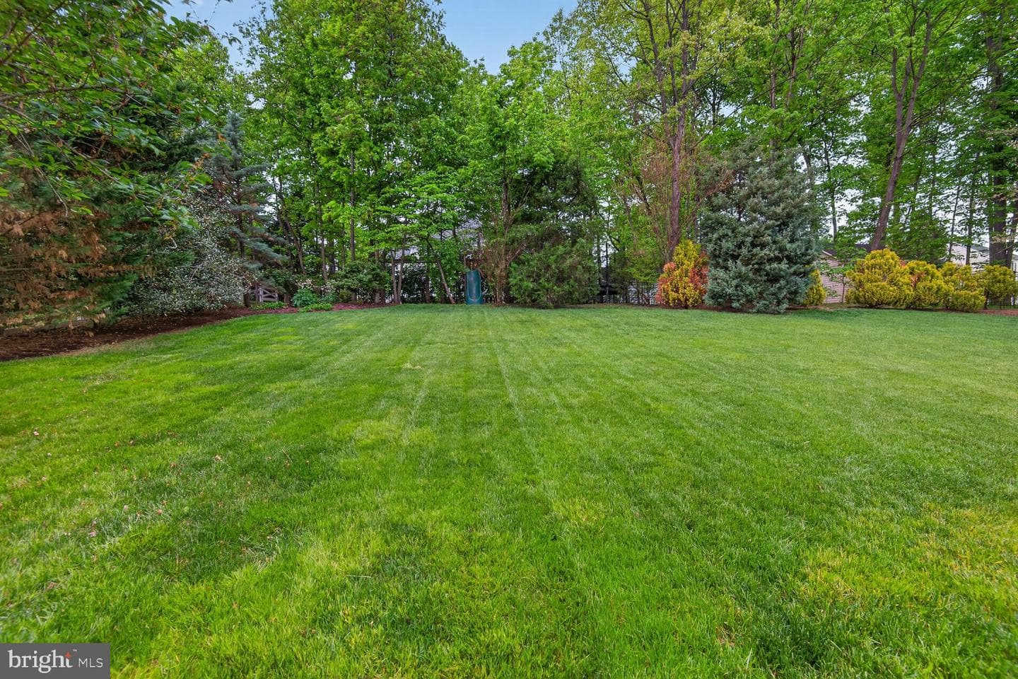 5028 Signature Court photo 12