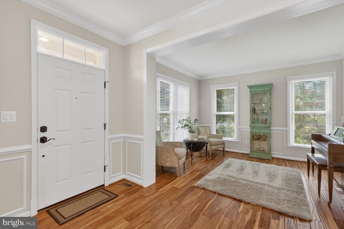 5028 Signature Court photo 14
