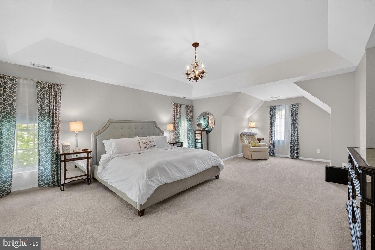 5028 Signature Court photo 28