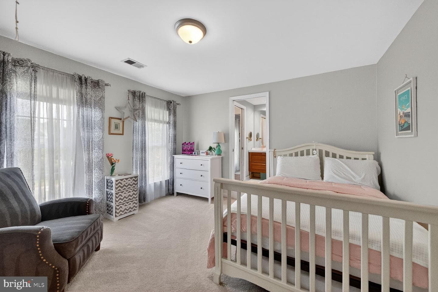 5028 Signature Court photo 32
