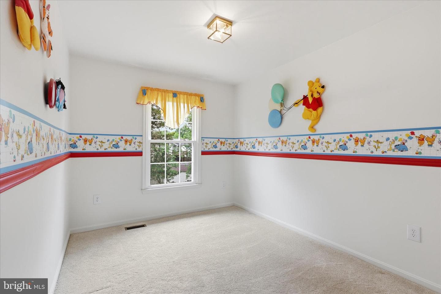8065 Crimson Leaf Court photo 28