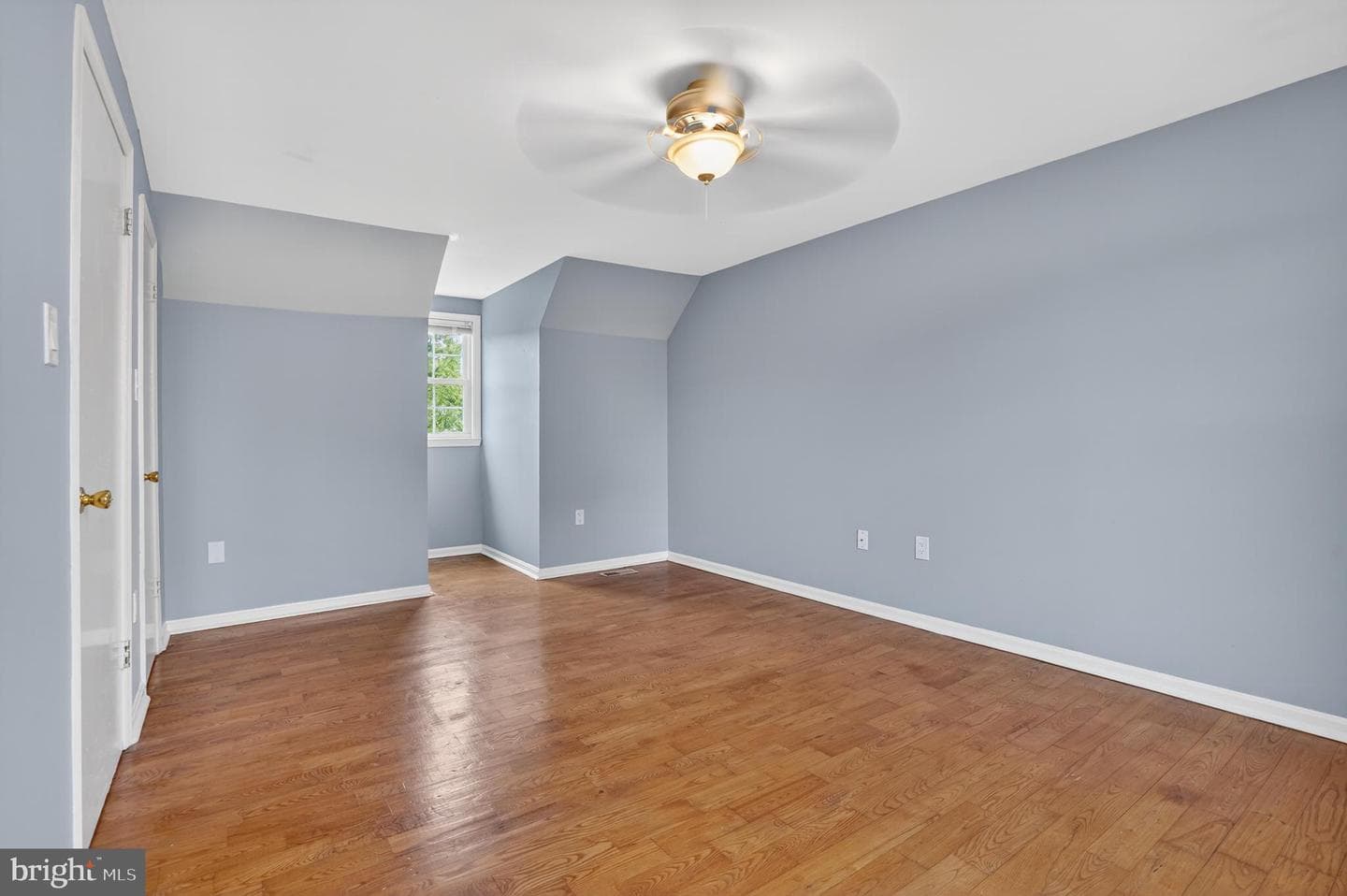 5815 Riverside Drive photo 13