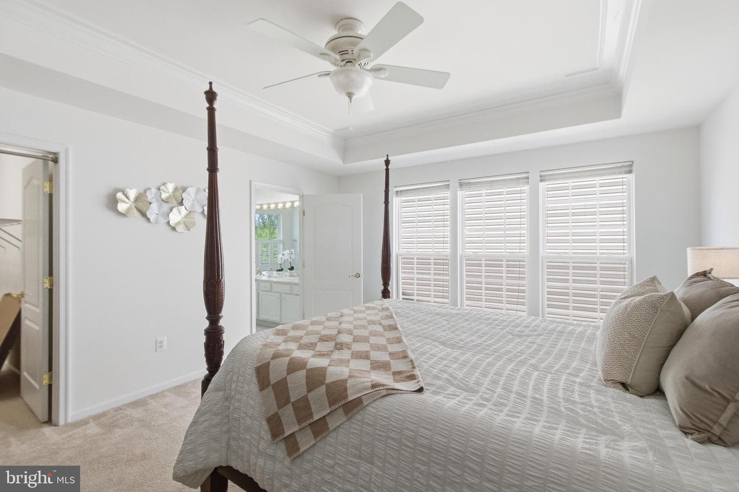 1842 Faversham Way photo 25