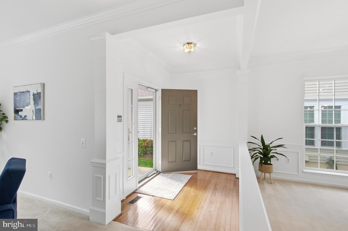 1842 Faversham Way photo 6