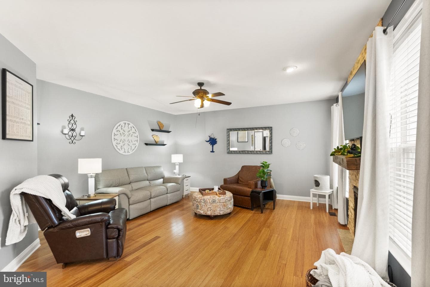 16609 Badger Court photo 18