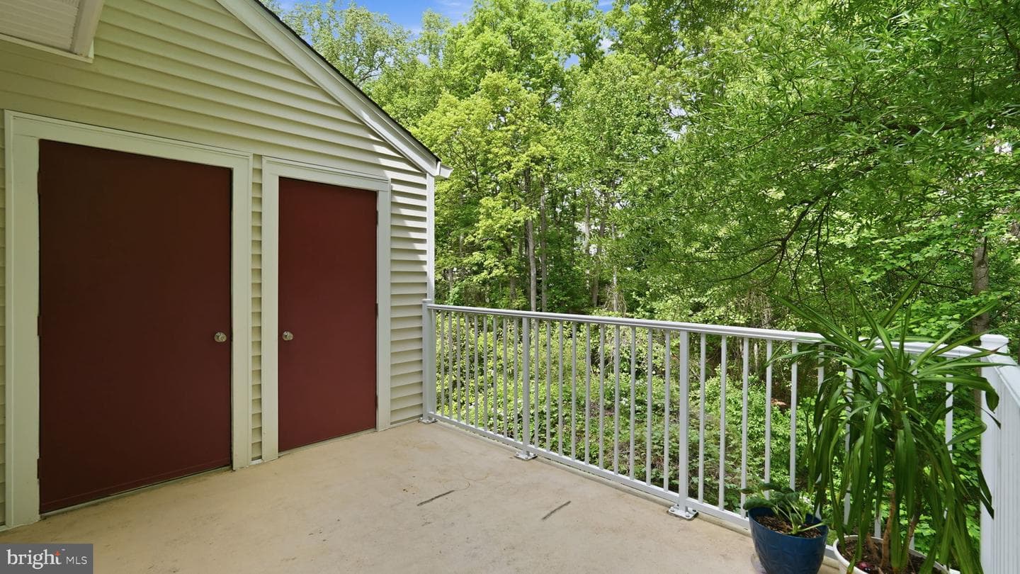 2866 Burgundy Place photo 20