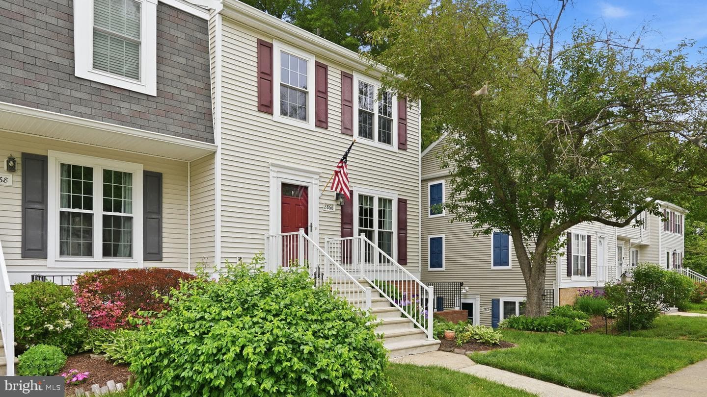 2866 Burgundy Place photo 28
