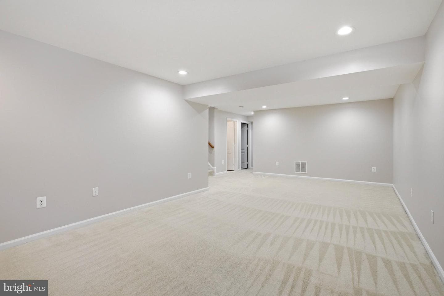 16542 Reservoir Loop photo 14
