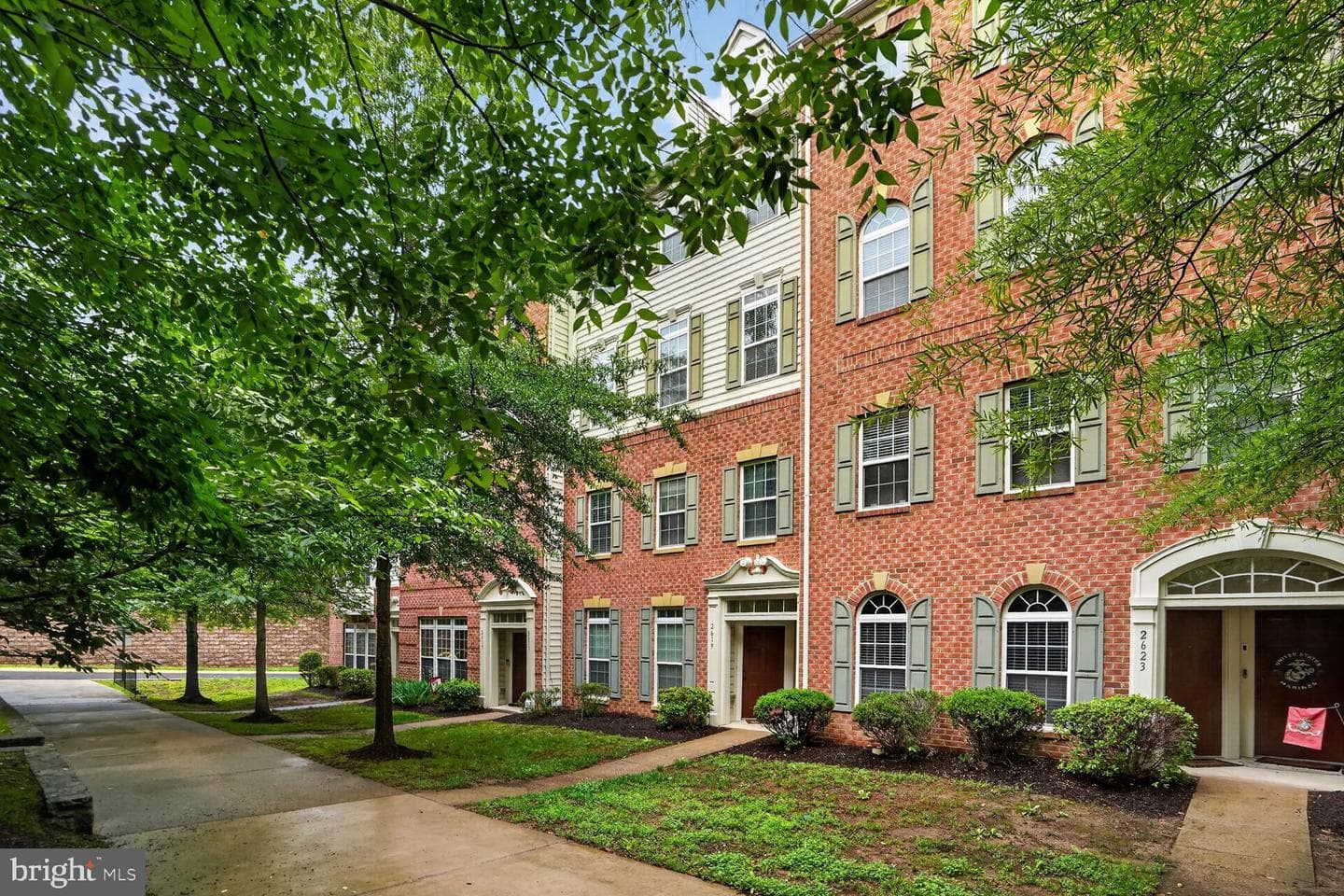 2621 Eastbourne Drive, Woodbridge