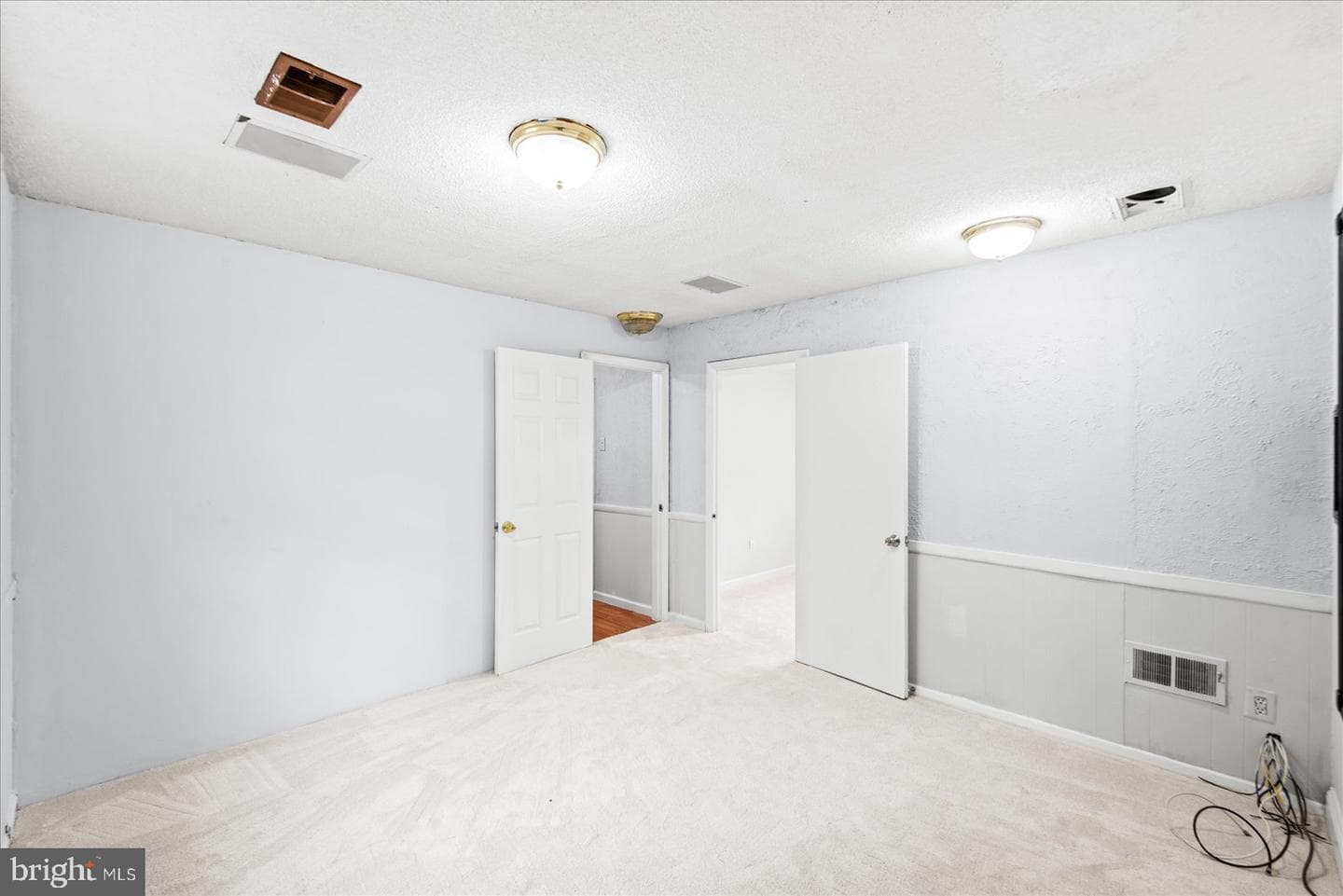 7986 Deward Court photo 27