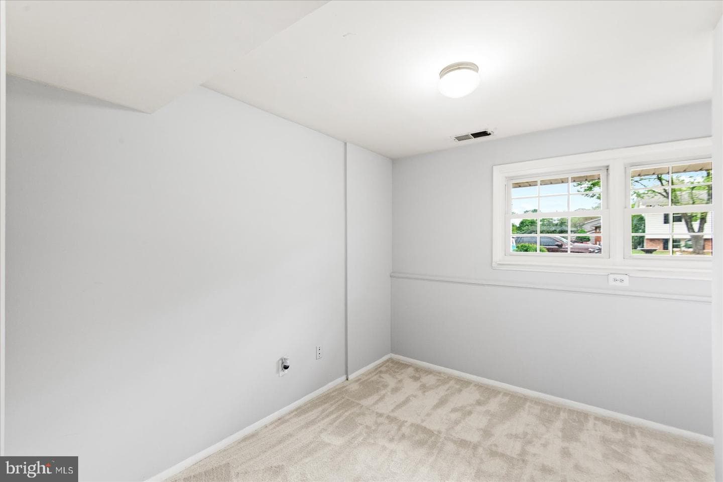 7986 Deward Court photo 31
