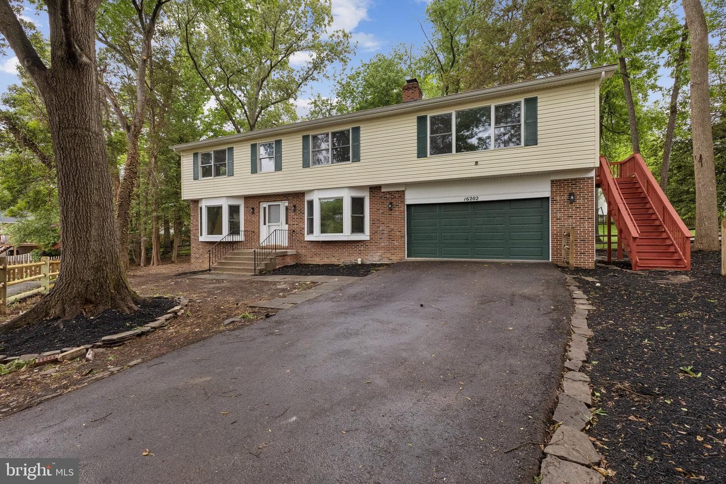 16202 Edgewood Drive, Dumfries