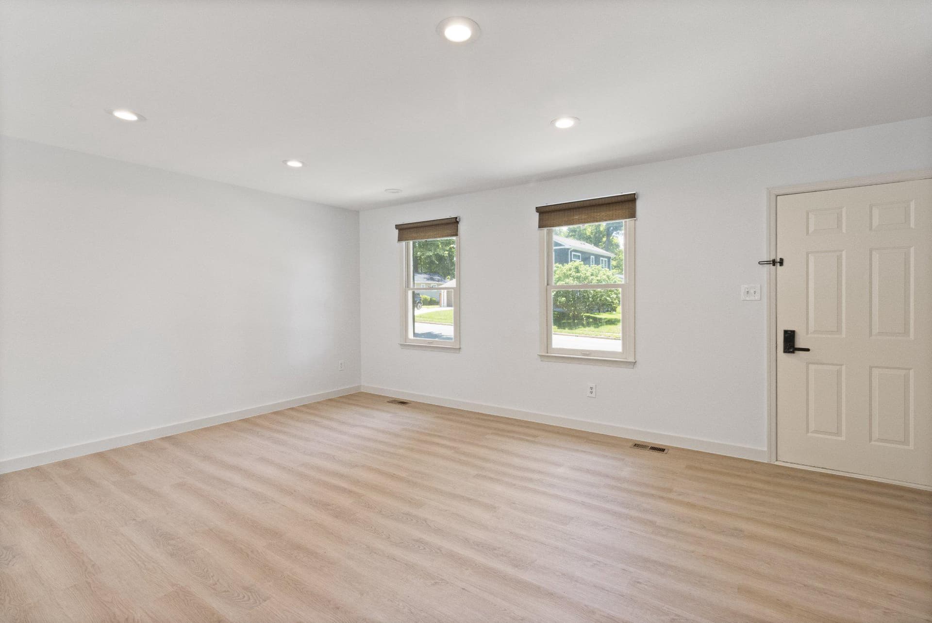 12982 Orleans Street photo 4