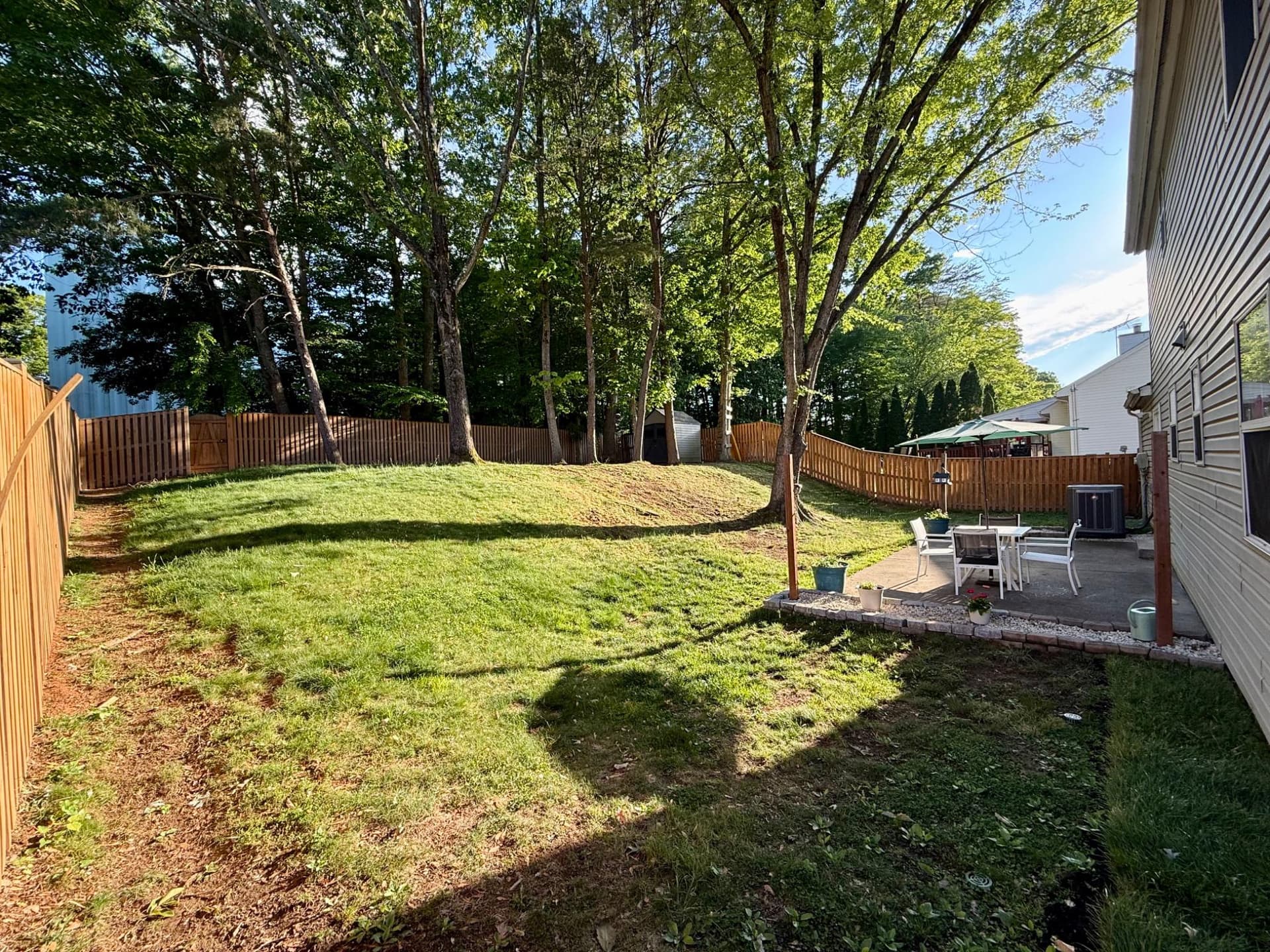6111 Plainville Lane photo 2