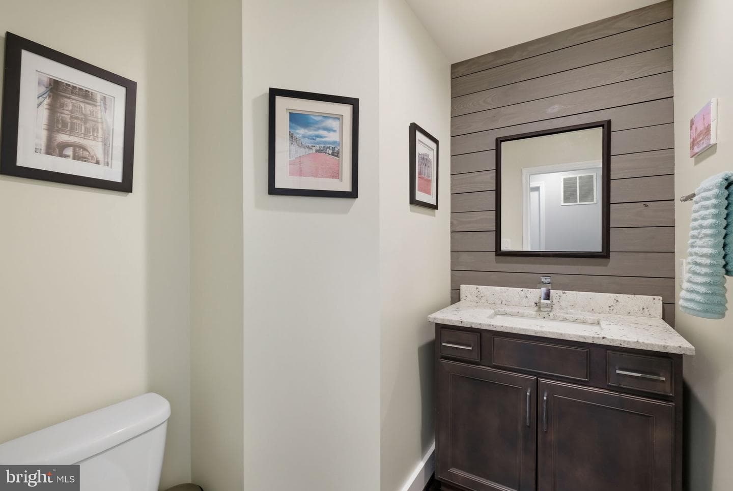 6815 William White Way photo 4
