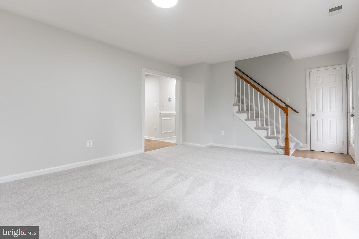 9400 Chatham Street photo 23