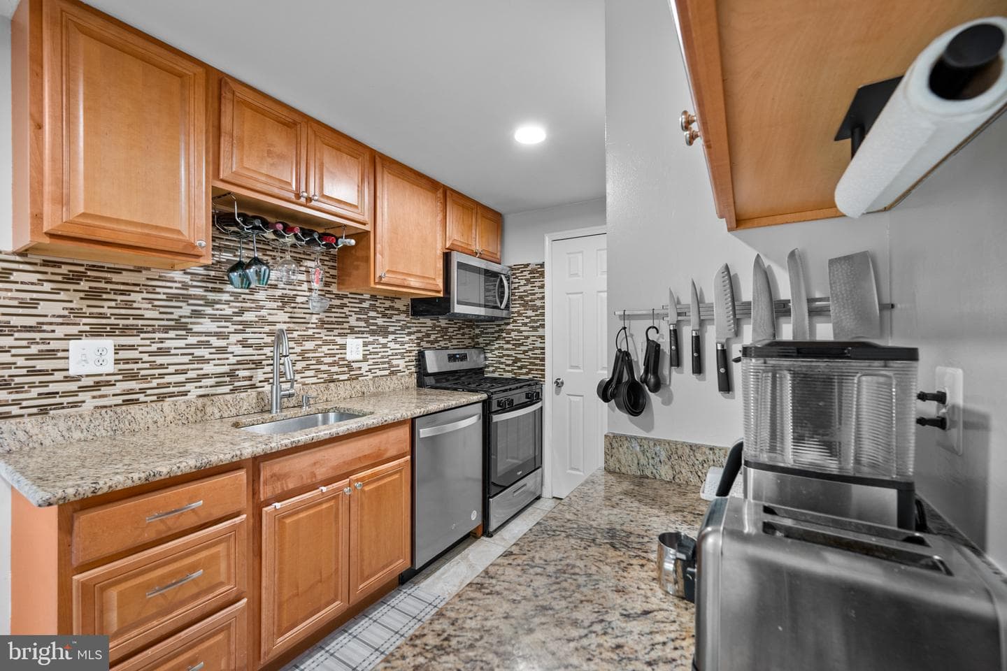 1430 Deerfield Lane photo 3