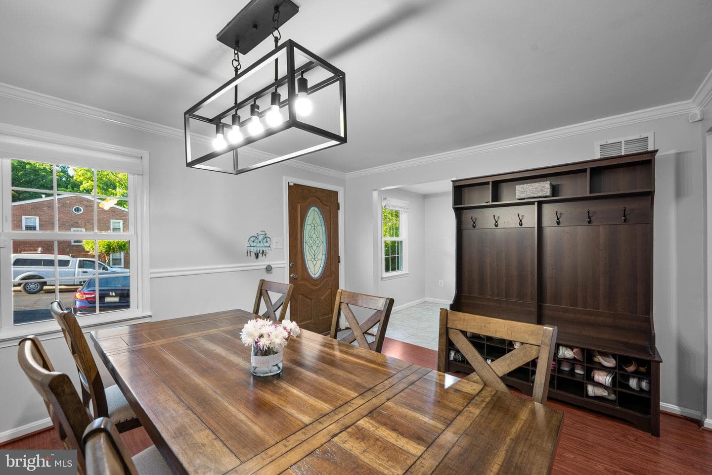 1430 Deerfield Lane photo 5