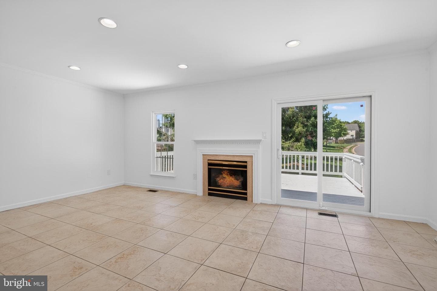 9000 Falcon Glen Court photo 13