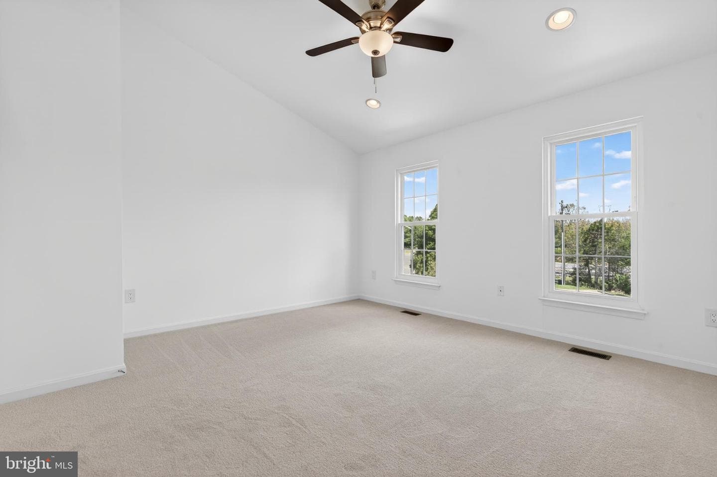 9000 Falcon Glen Court photo 26
