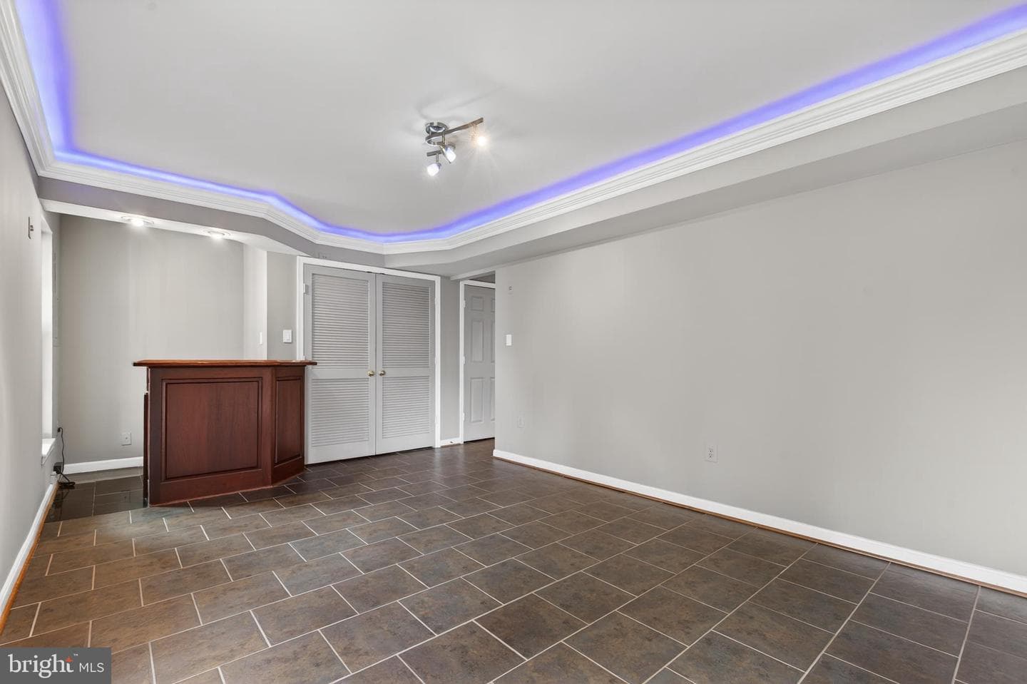 9000 Falcon Glen Court photo 47