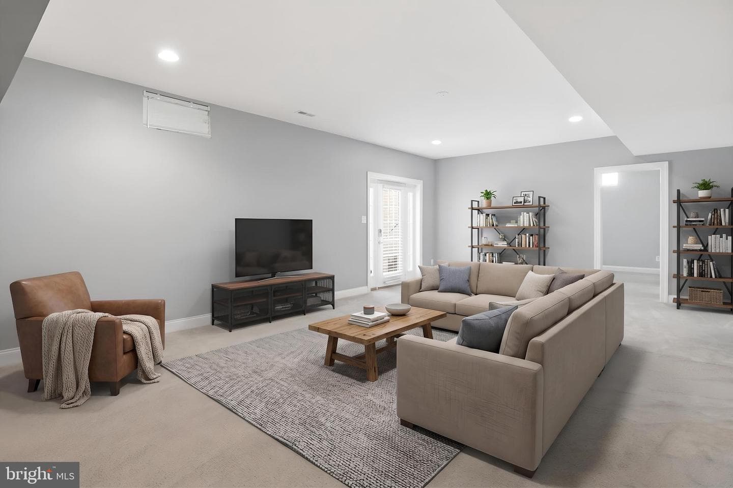 18475 Kerill Rd photo 28