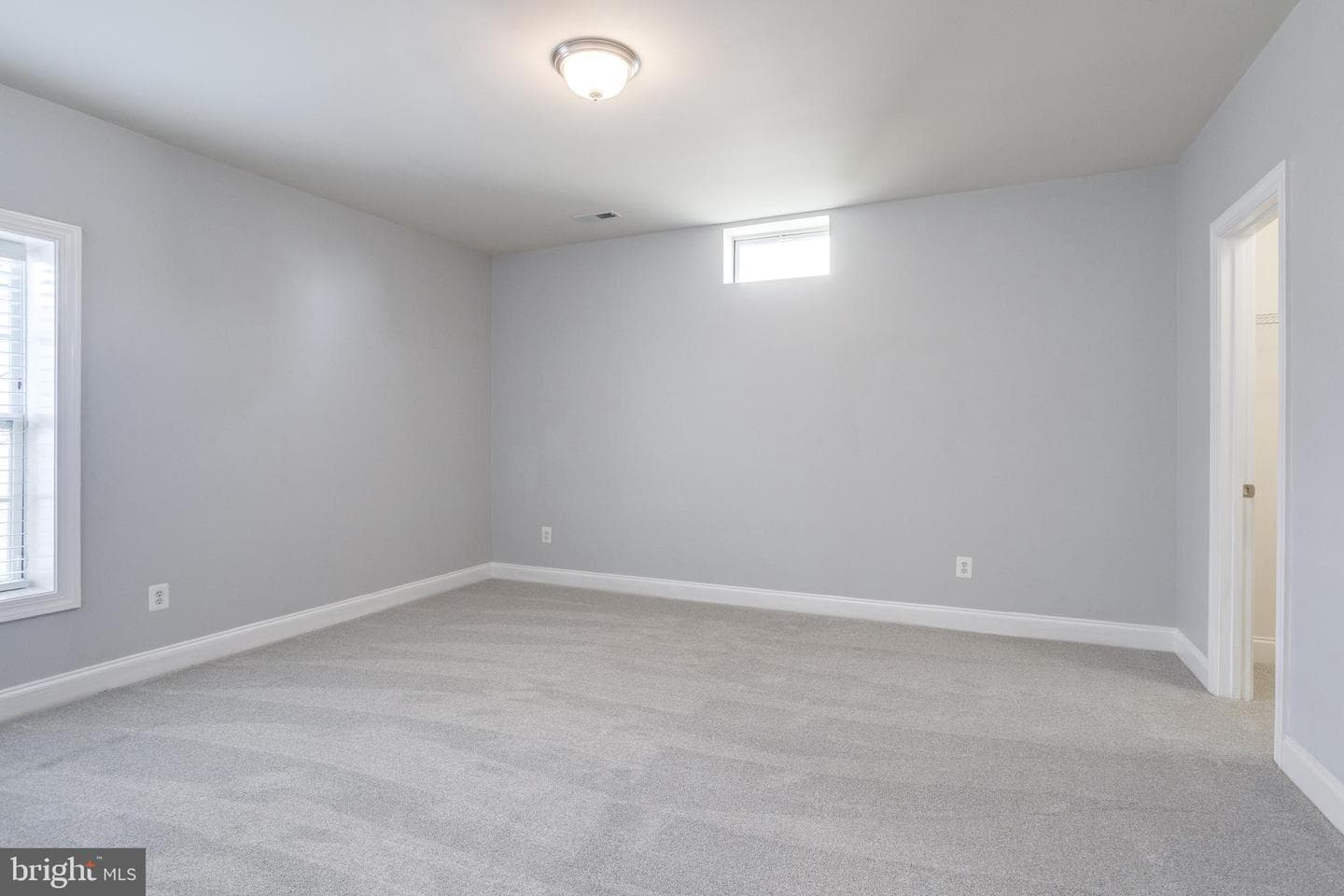 18475 Kerill Rd photo 34