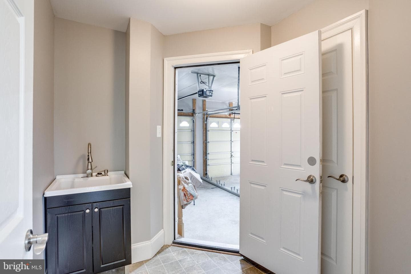 18475 Kerill Rd photo 42