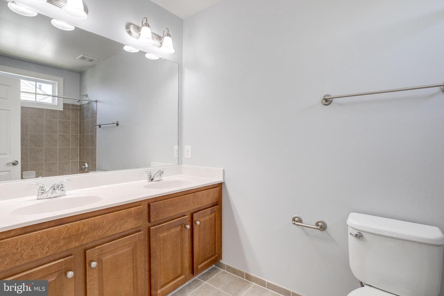 18475 Kerill Rd photo 68