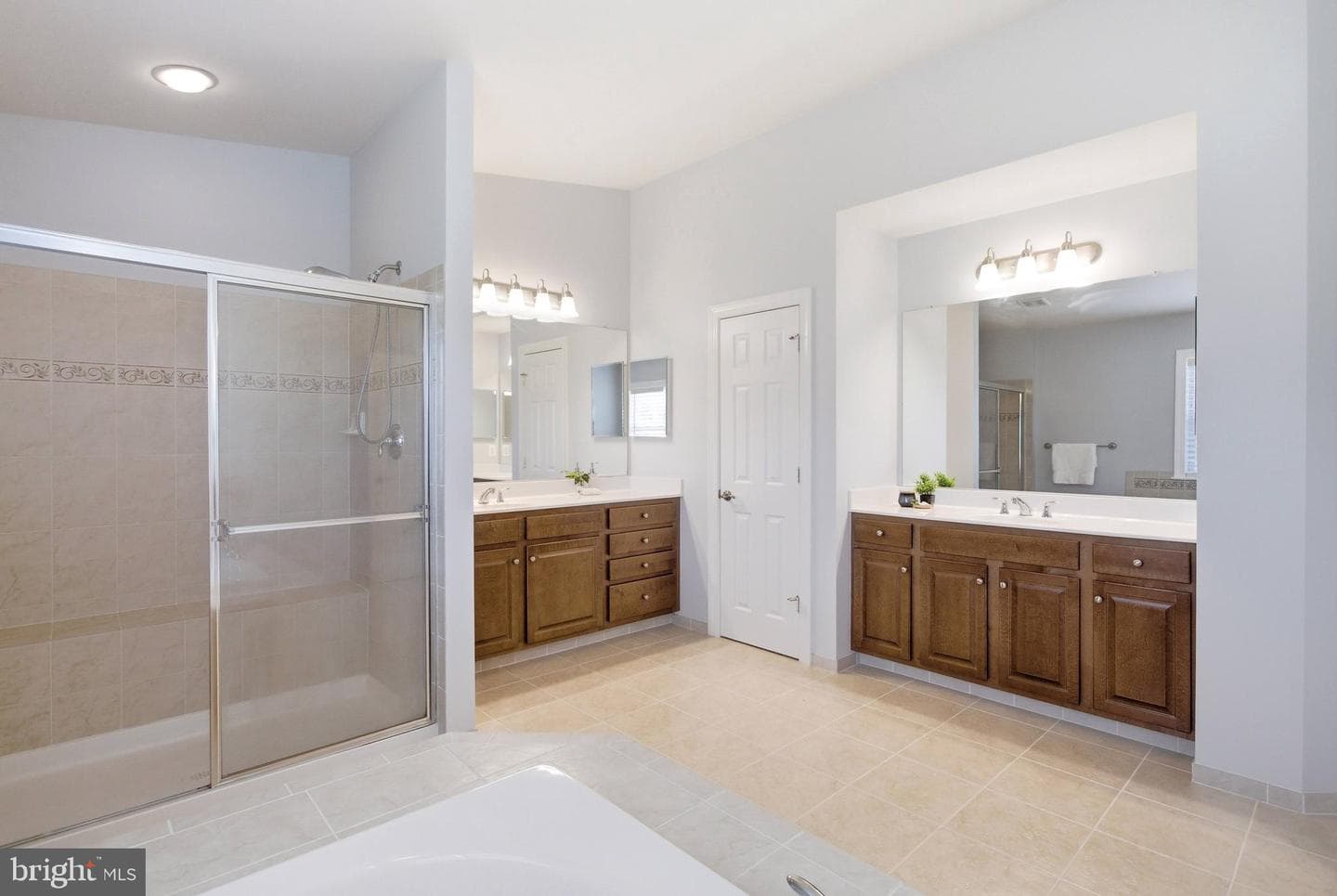 18475 Kerill Rd photo 86