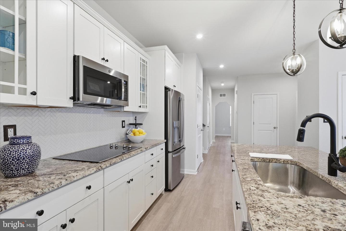 3664 Traford Lane photo 9