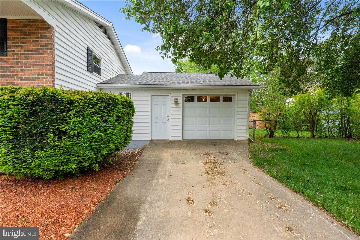 7987 Deward Court photo 52