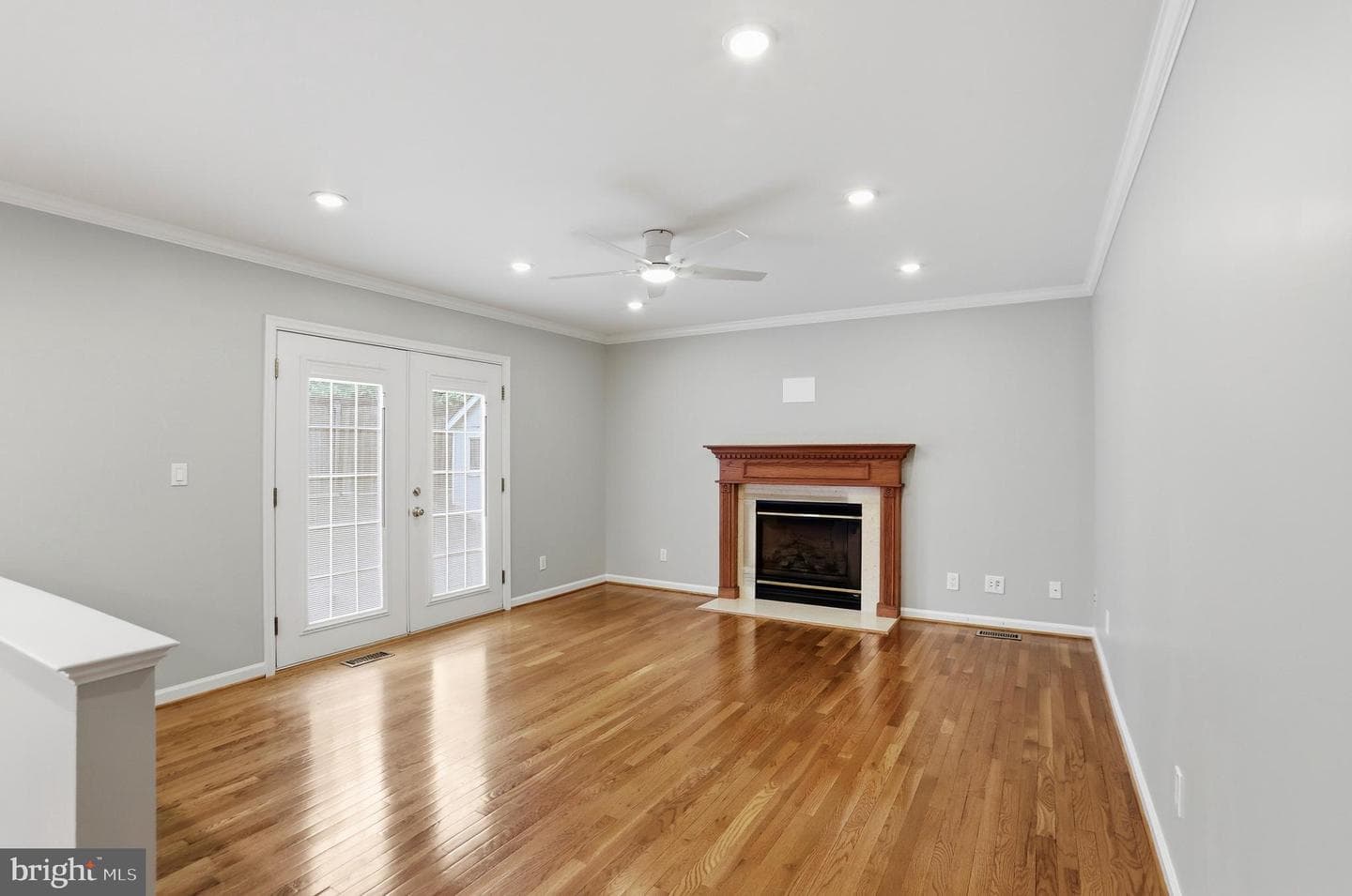 8007 Station Road photo 17