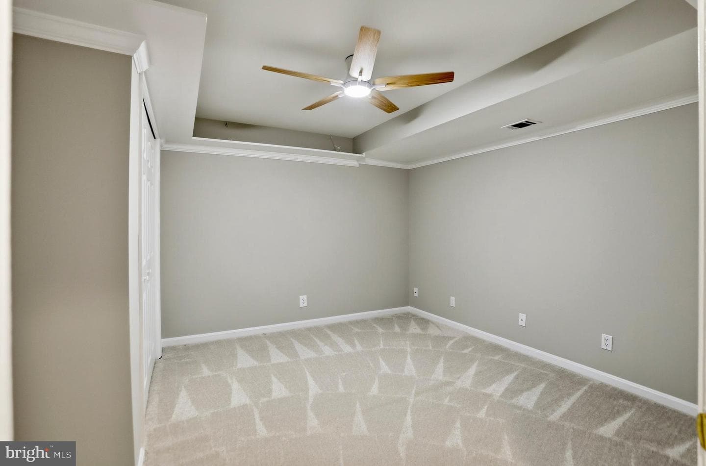 8007 Station Road photo 33
