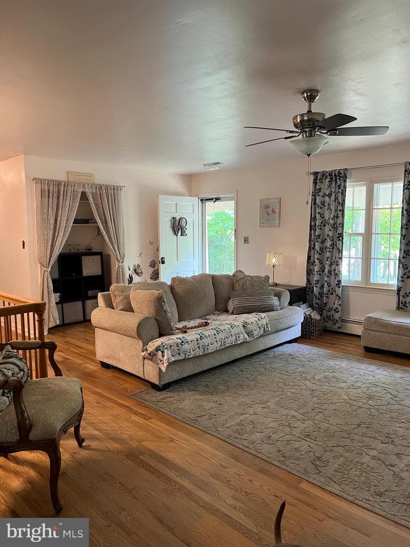 15760 Oak Ln photo 13
