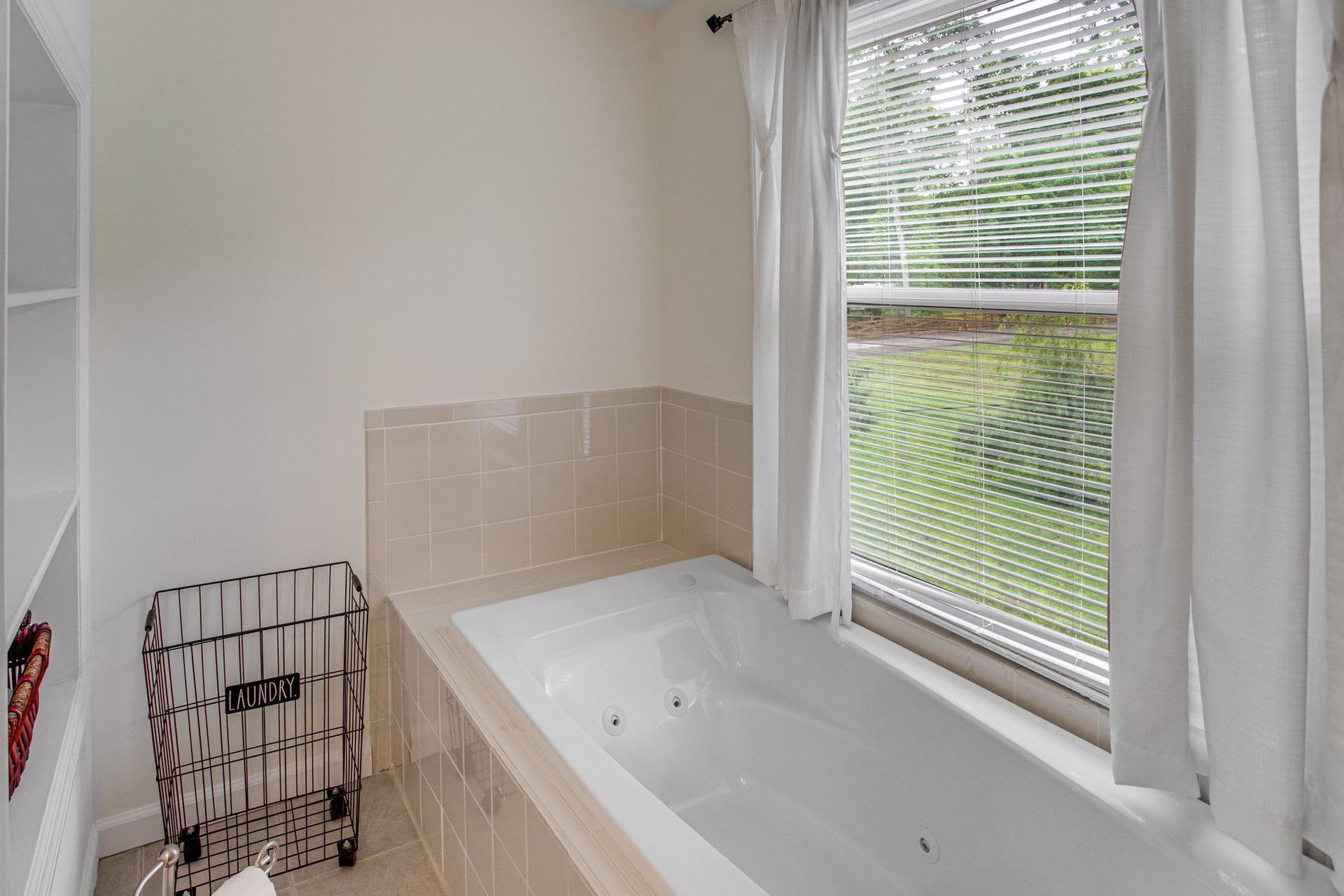 8005 Gracie Drive photo 29