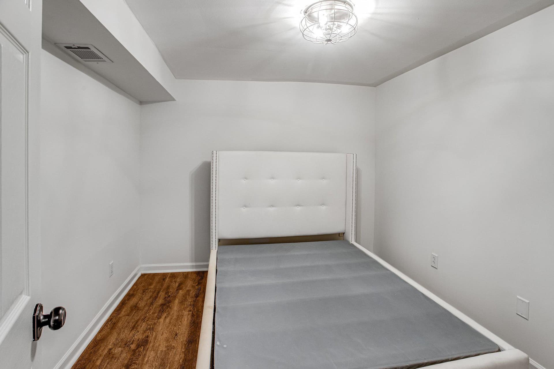 8005 Gracie Drive photo 35