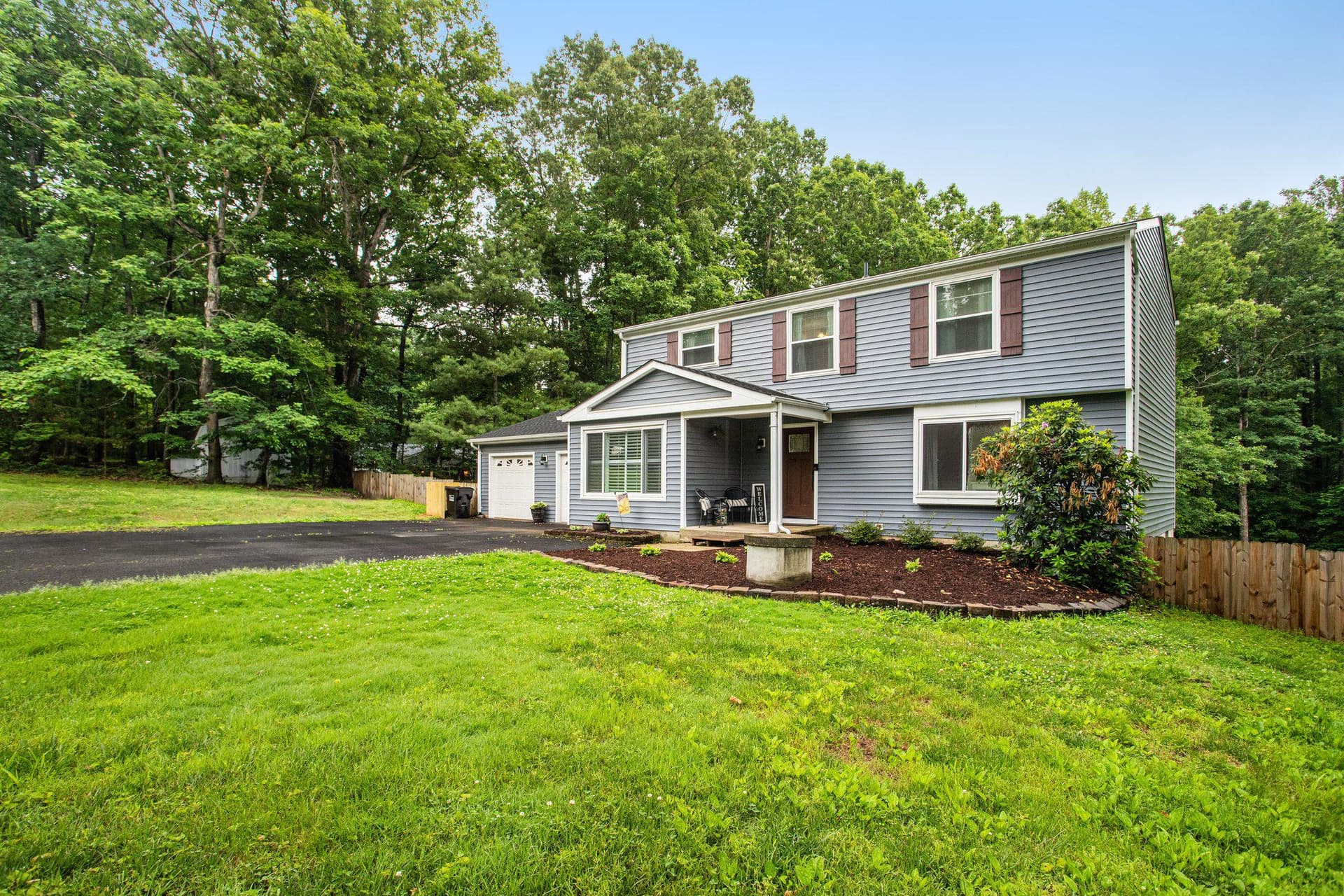 8005 Gracie Drive photo 4