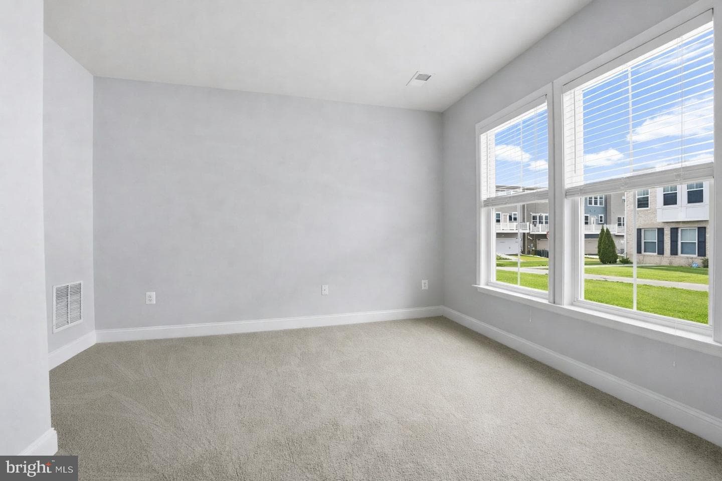 17354 Redshank Road photo 4