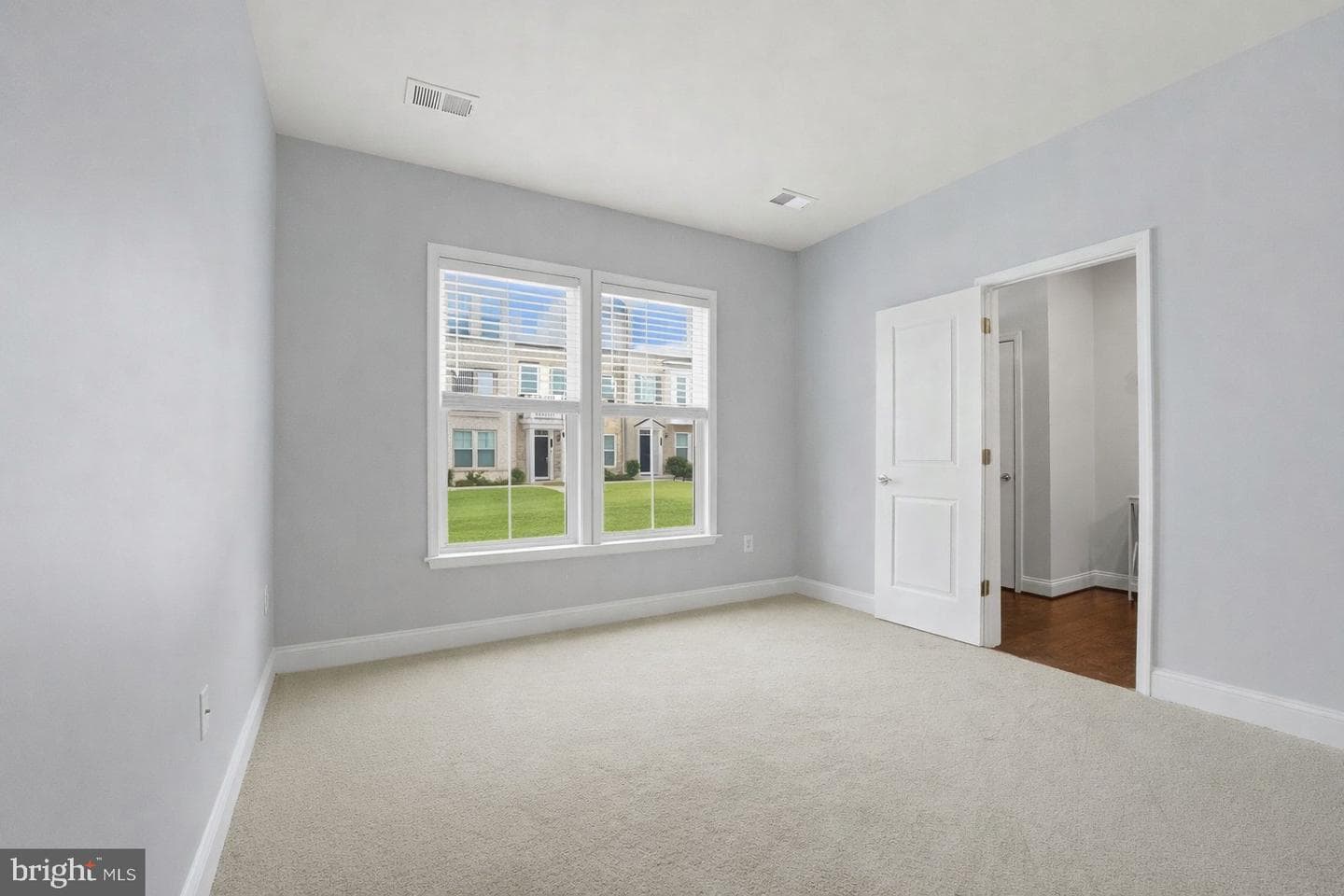 17354 Redshank Road photo 6