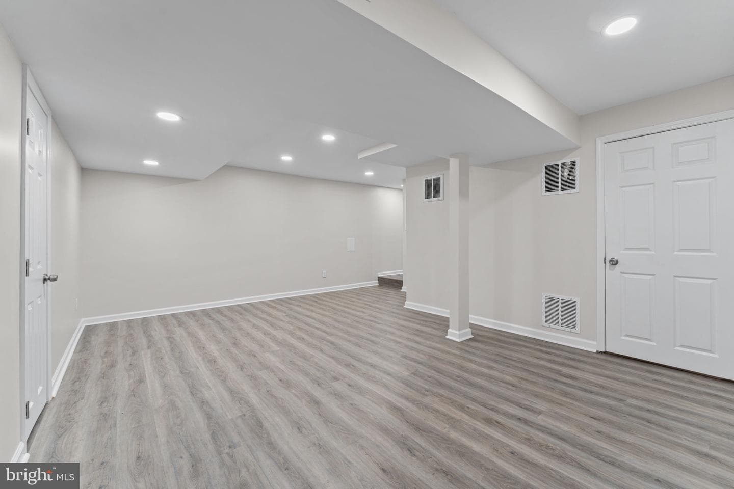 2250 Scotch Court photo 28