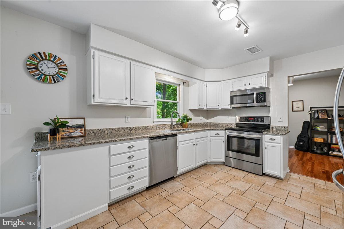 15723 Brandywine Road photo 13