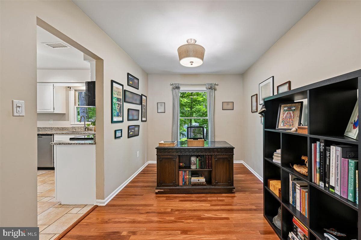 15723 Brandywine Road photo 5