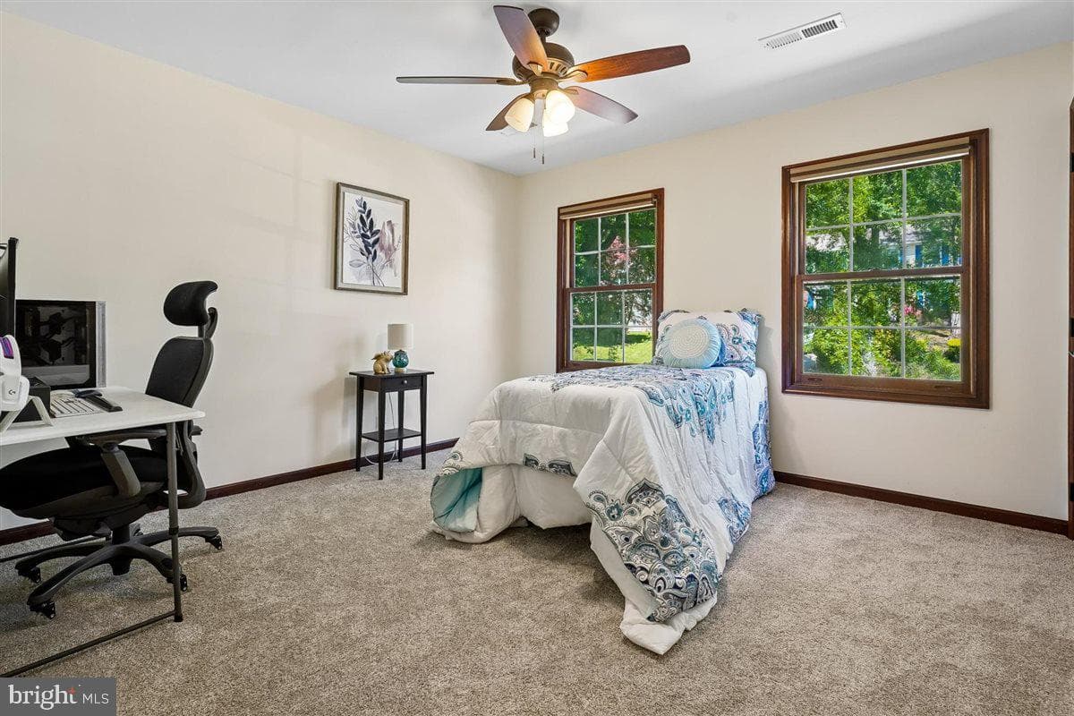 15348 Edgehill Drive photo 32