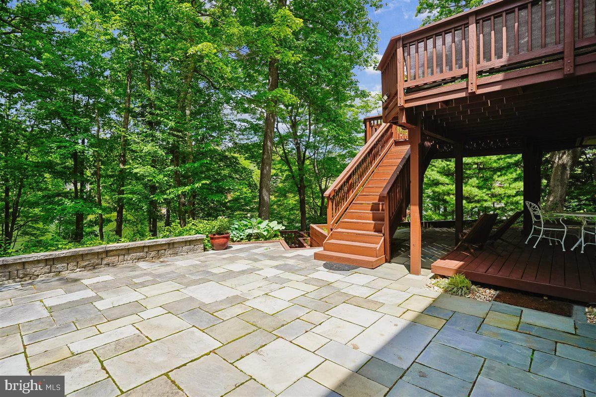 15792 Devonald Place photo 40