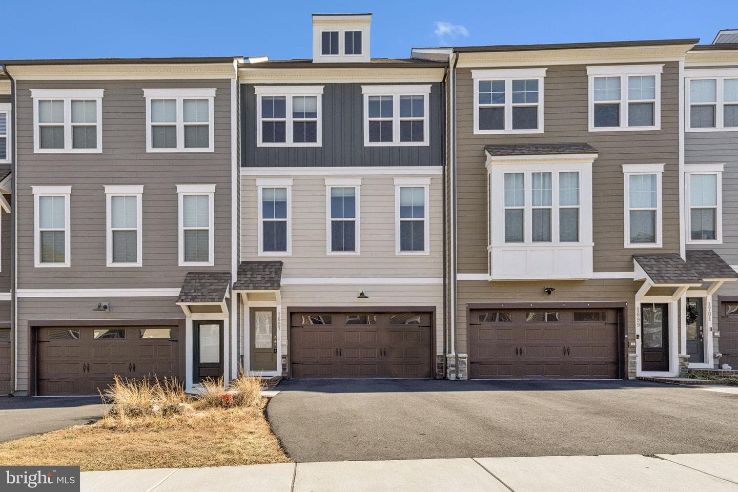 1697 Beech Leaf Street, Dumfries